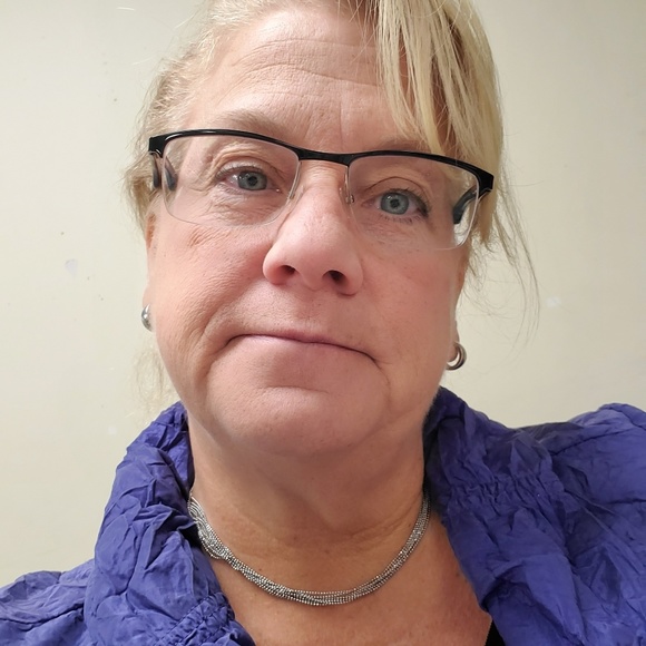 Meet your Posher, Mary beth - Picture 1 of 1